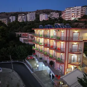 Apartment Unico, Sarande